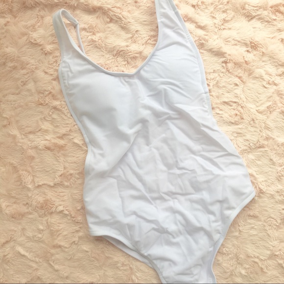 'Adrienne' One Piece - White - Picture 5 of 6